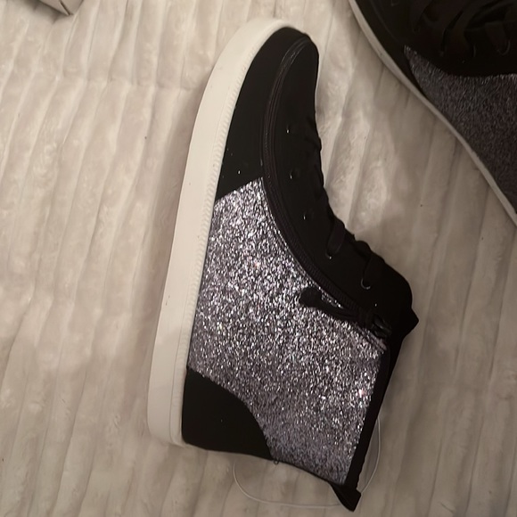 Black sparkle high top shoes - Picture 2 of 3
